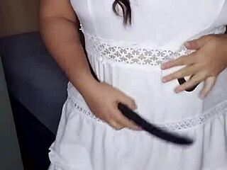 Dan�ando Dances Wild in Red Panties