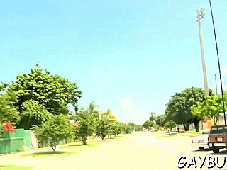 is this homosexual sex on manhub hot?