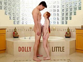 Vörös tini Dolly Little-t szétveri Bruce Venture