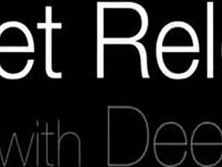 solo beauty rubs wet pussy lips hard with fingers, nude and masturbating intensely!