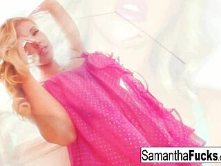 I, samantha, teasez with my big tits