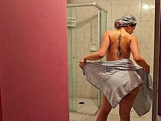 Pamela Pantera Bathes and Prepares for Scene