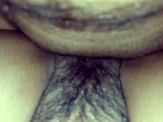 Desi girl gets down and dirty in steamy Hindi session