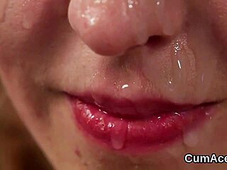 Hottie Swallows Sperm After Facial Cumshot