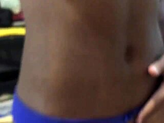 Help The Pitbull Masturbate!