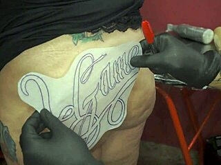 fazendo minha tattoo nova na raba