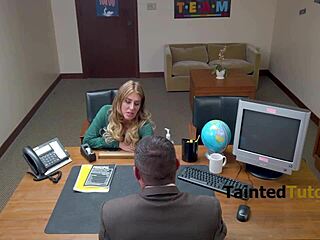 A Madrasta Safada Vai Seduzir o Diretor com Seus Jeitos Malvados?