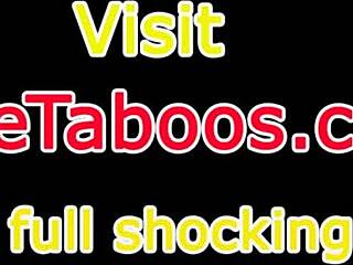 عاهرة مثيرة 18+ تأخذ زب راجل عجوز لقاء محرم