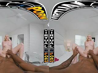 Deep BBC Anal for Dixie Lynn in VR