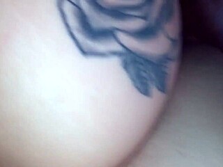 Tattooed Couple Enjoys Ricos Sentones