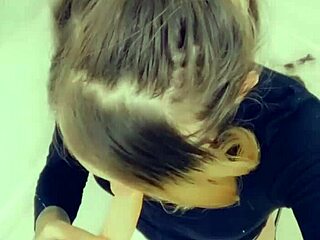 Sexy Shemale Loves Cock!