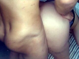 Ей, мащеха, заклещи ли се под матрака, докато оправяш леглото?