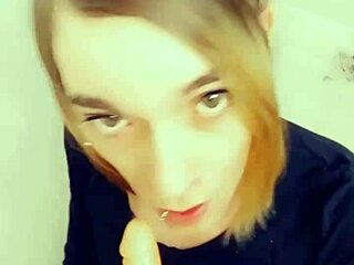 Sexy Shemale Loves Cock!