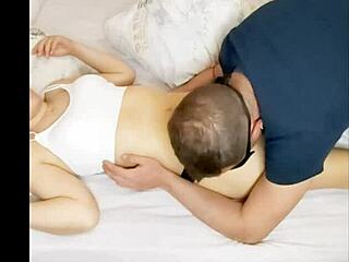 me encanta cuando nick licks my shaved pussy at home