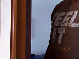 Milf Handjobs Big Cock Deepthroat Cum