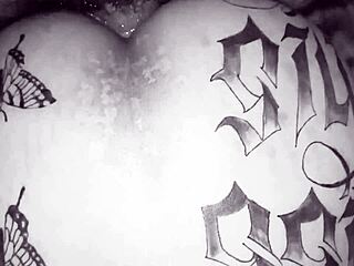 Ρε φίλε, ο τατουατζής πήγαινε σε μουσική εκδήλωση και κατέληξε να κάνει πρωκτικό με παντρεμένη πελάτισσα στον γυρισμό