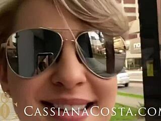 ¡Acción salvaje en hotel de São Paulo con las enormes tetas de Cassiana Costa y sus habilidades para mamadas! ¡Qué noche loca con esta milf latina!