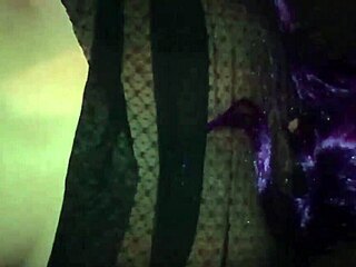 easy cash for anal doggy with old guy