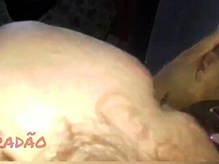 Minha Puta Gozando com a Rola no Rabo