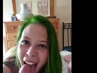 Beautiful latina with big ass gives blowjob in web chat, contrasting cute amateurs and homemade sucking