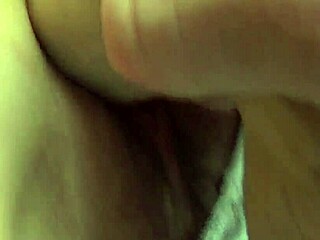 blonde milf chats with italian guy