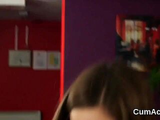 Nasty Stunner Swallows Jizz Facial In Blowbang Cumshot