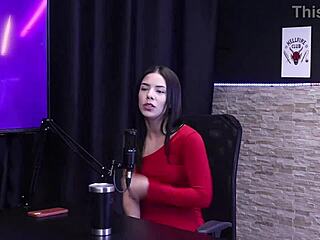 Some have open relationships and it works better, loving balls and picking the perfect cock size - Dieni Gaúcha