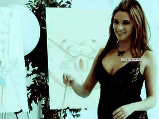 スカイラー・リー、ニュージーランドのホットMILF、素晴らしい感じ