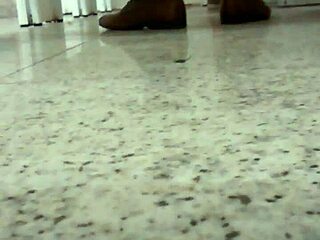 Pega��o No Banheiro Do Shopping Gay