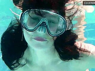 Minnie Manga and Eduard Get Wet and Wild in Pool