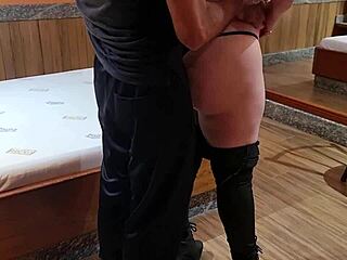 uber se deu bem with teen 18+ brunette and big ass amateurs