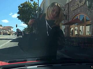 Brooke Wylde goes buckwild on Mike Hunts cock 😍