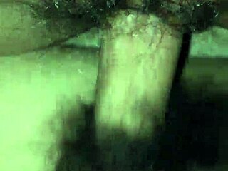 em gái mưa getting anal assfucked