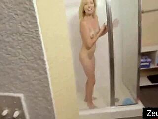 I spied on my sister bathing and we fucked