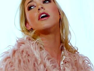 Lesbian Pop Star in Lingerie Suggests Scissoring Fun