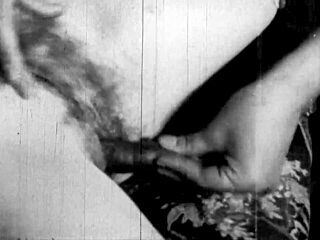Retro lesbians with hairy bodies and cumshots