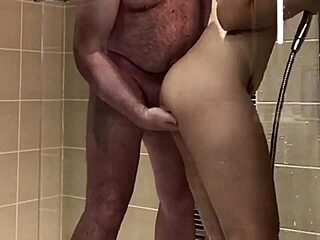 i piss and finger thai slut