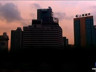 Carla Cox Et Julie Silver Deux Fan De Sodomie En Trio