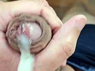 Solitary brazilian twink jerks off in hot homemade bisexual clip from usa