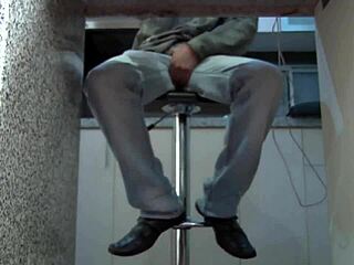 Sexy Colombian Webcam Babe Fucks Live With Man