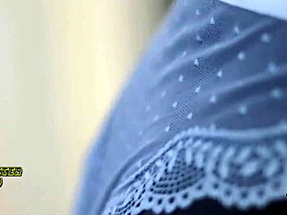 Amateur Black Babe Gets Rough Anal Doggy With Cumshot