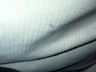 Ο Άντρας μου Με Γάμησε Σκληρά Χωρίς Έλεος Χθες Βράδυ