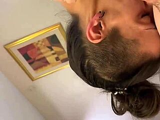 Nonton Roxi Reynolds Ngisap Kontol Gede Sampe Dalem dan Keras