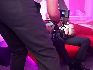 Epico gruppo anale di Halloween con pisciata e sborrate