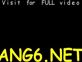 Rozkošná milenka dostáva tvrdé buchanie po orálnom dráždení