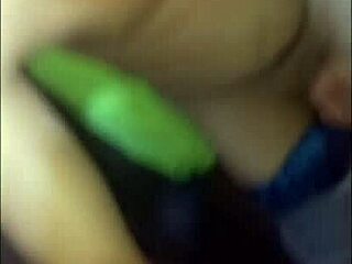 my madrastra gives me a cordial welcome with a very deep blowjob and intense desire to fuck when i return from vacations 😘