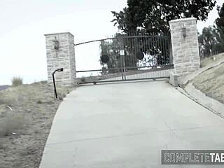 Extreme teen 18+s stroking and sucking 😏