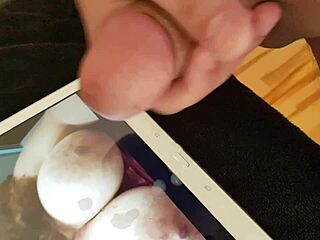 Amateur Masturbates Cock to Cumshot Tribute for Elpapi219