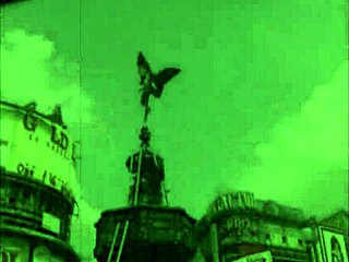 В люлеещите се 60-те в Лондон, новата съквартирантка получава косматата си путка ебана здраво!