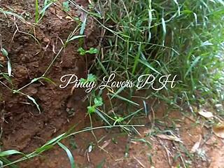 Pinay scandal shows horny teen couple banging hard by roadside in public.